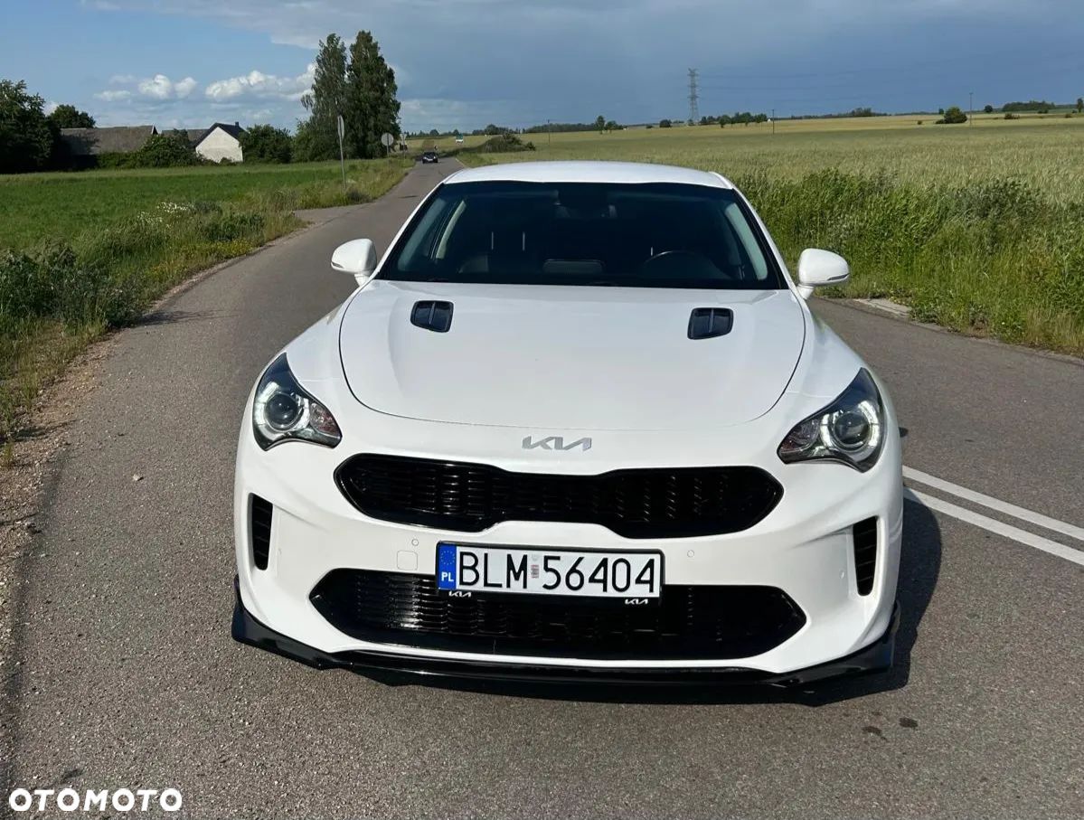 Kia Stinger 2.0 T-GDI L - 1