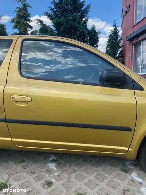 DRZWI LEWE PRAWE TOYOTA YARIS I 580 - 5