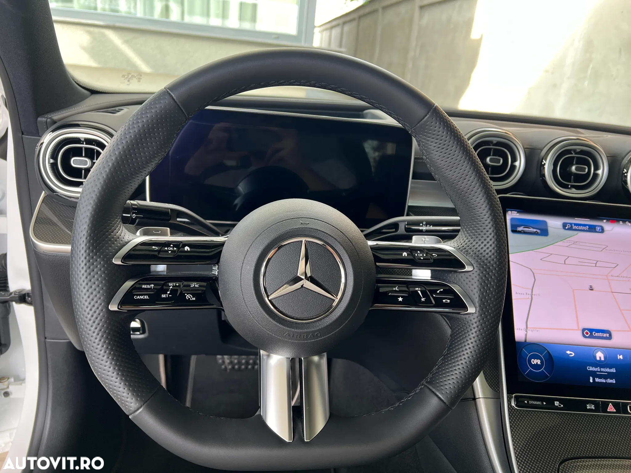 Mercedes-Benz C 300 MHEV 4MATIC - 28