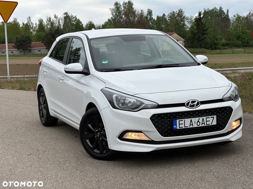 Hyundai i20 blue 1.2 Classic - 1