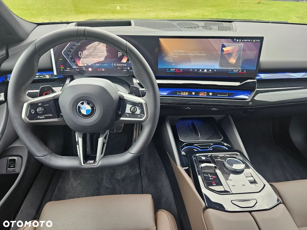 BMW Seria 5 540d xDrive mHEV M Sport - 15