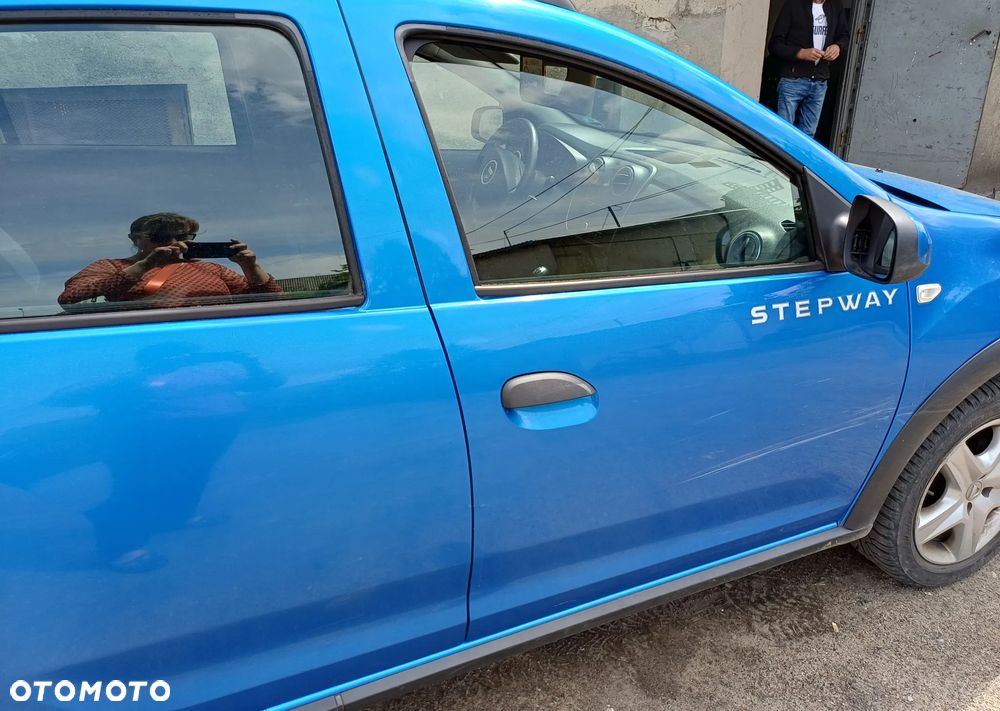 Dacia Sandero Stepway 0.9 TCe Laureate - 1