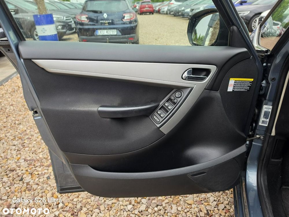 Citroën C4 Picasso 1.6 e-HDi FAP EGS6 Tendance - 25