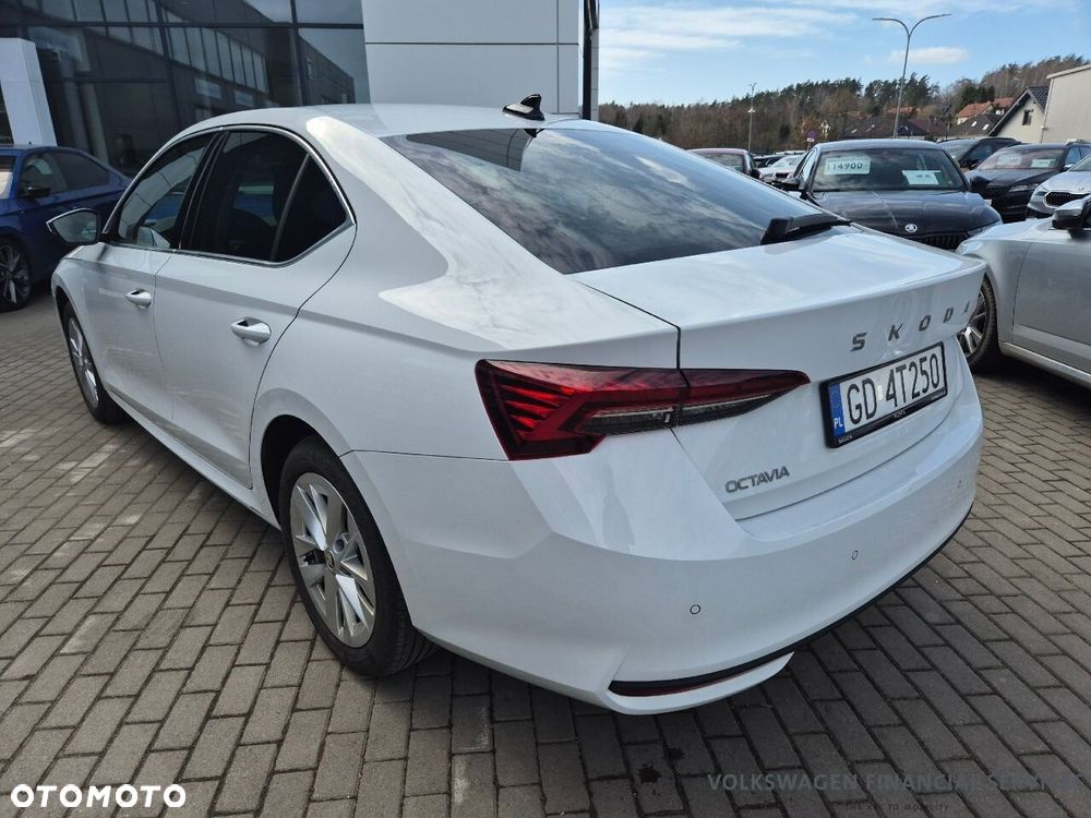 Skoda Octavia 1.5 TSI Selection - 4