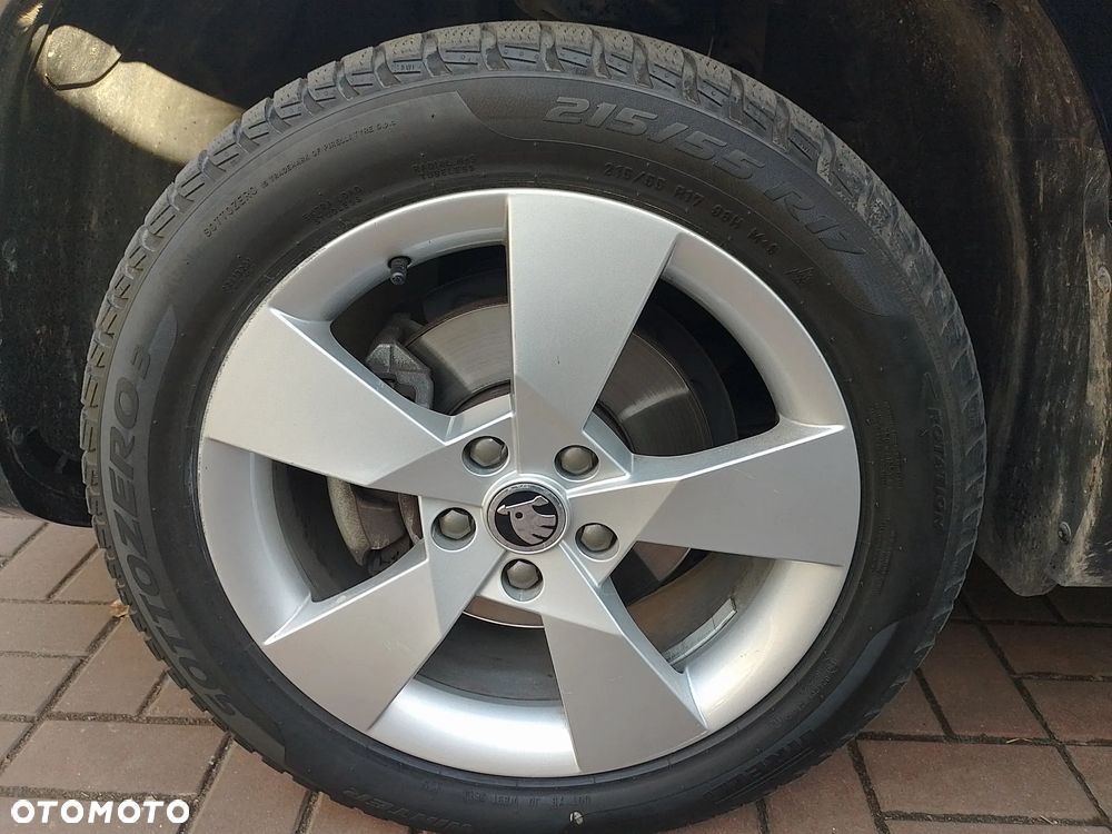 Skoda Karoq 1.5 TSI ACT 4x2 Ambition DSG - 22