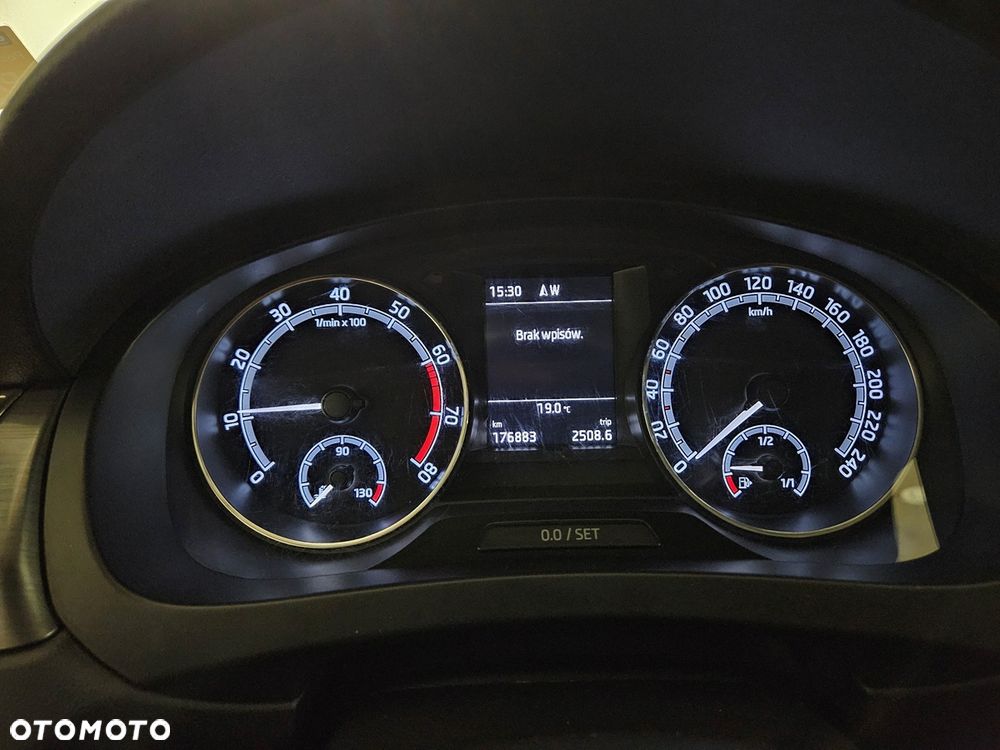 Skoda RAPID 1.0 TSI Style - 8