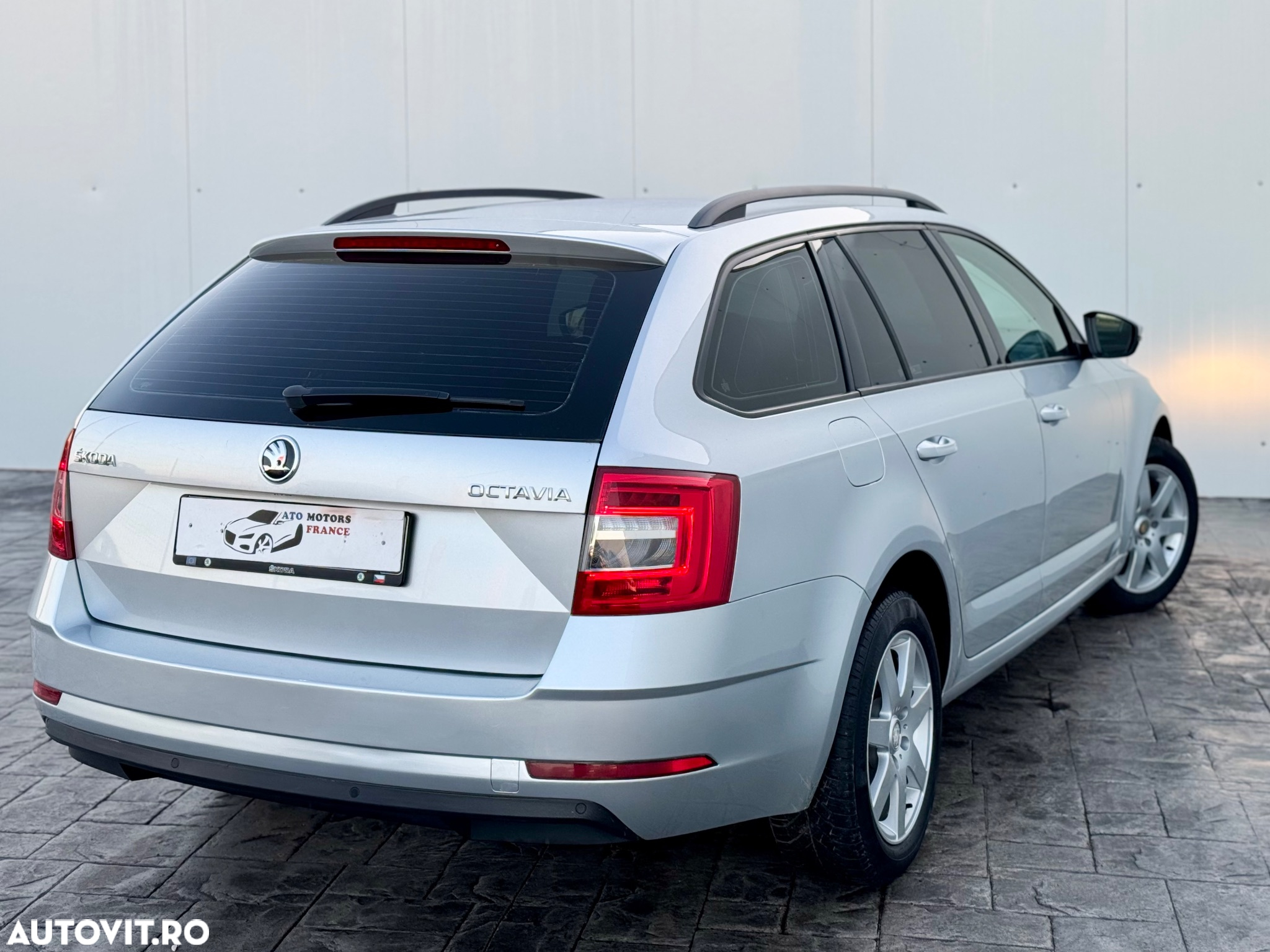 Skoda Octavia 1.6 TDI Ambition - 3