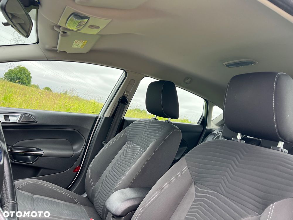 Ford Fiesta 1.0 EcoBoost Hybrid S&S TITANIUM - 14