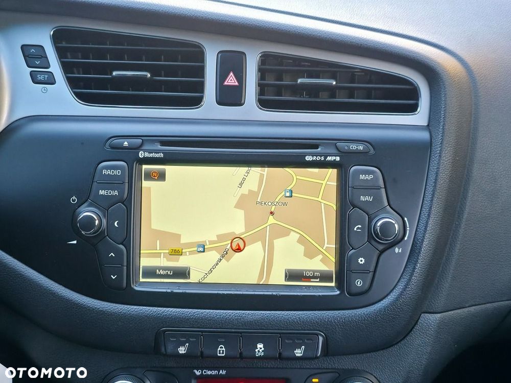Kia Ceed - 14