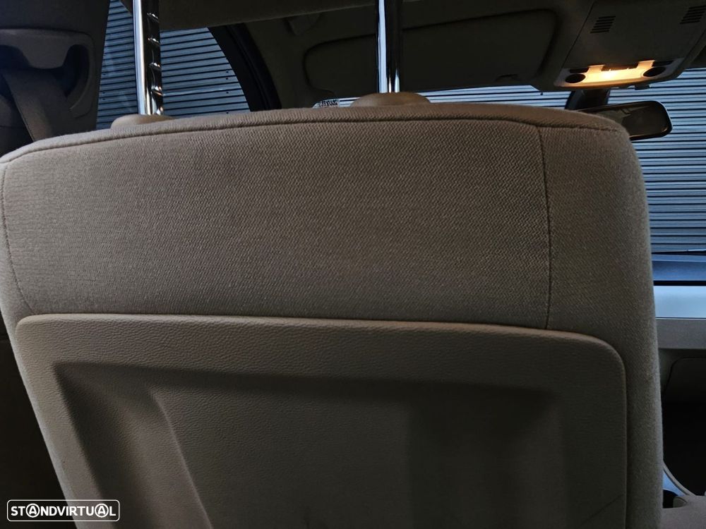 BMW 318 d Touring Sport - 36