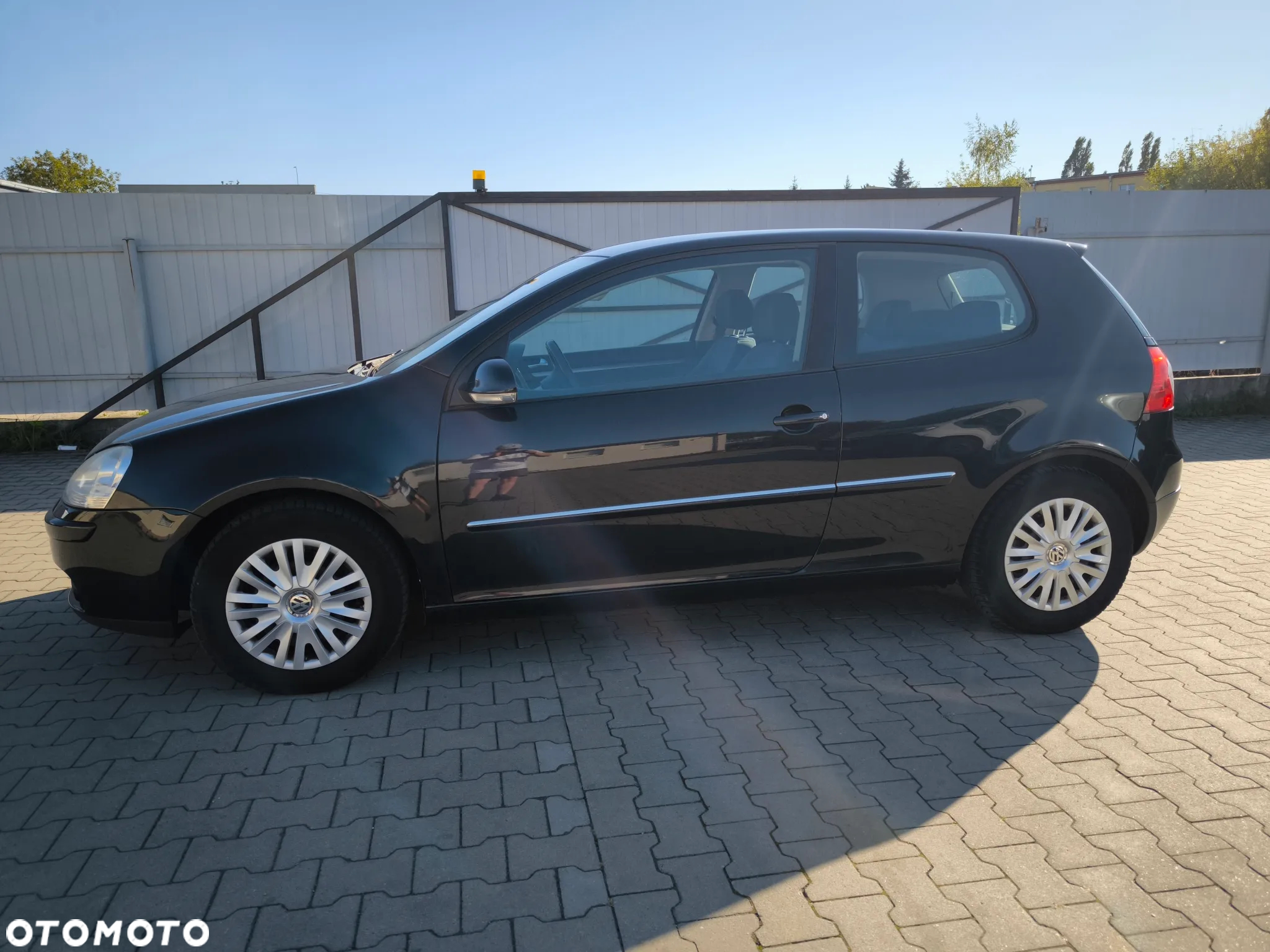 Volkswagen Golf V 1.9 TDI GT Sport - 2