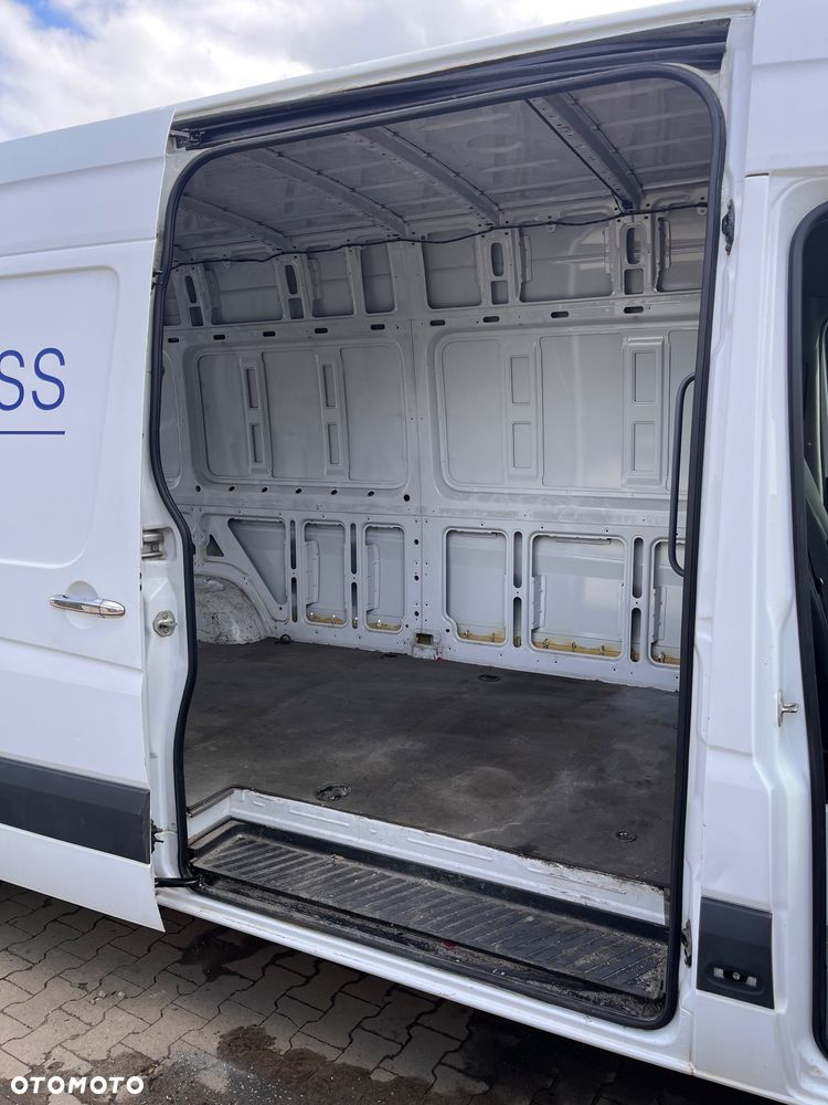 Mercedes-Benz 2szt. Sprinter 319 - 12