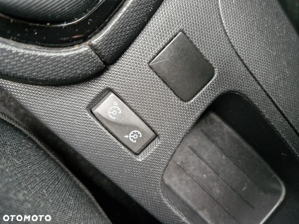 Renault Clio 1.2 16V 75 Life - 12