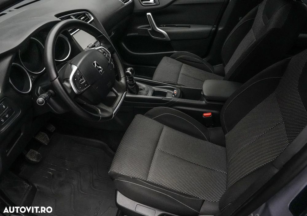 Citroën DS4 1.6 e-HDI Airdream BVM6 So Chic - 11