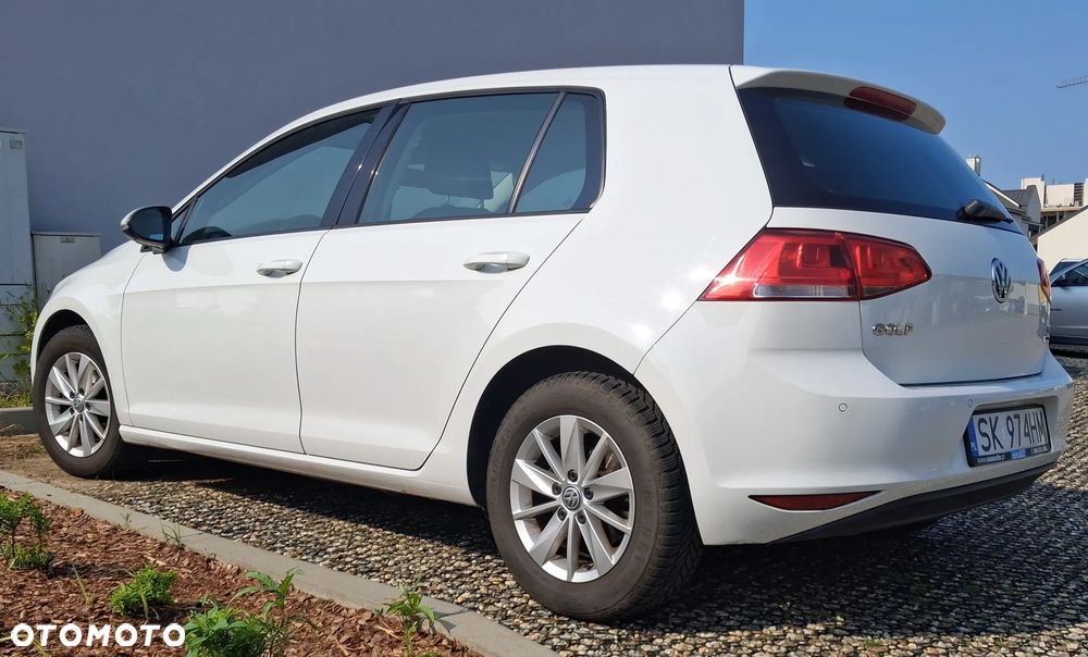 Volkswagen Golf 1.2 TSI BMT Trendline - 4