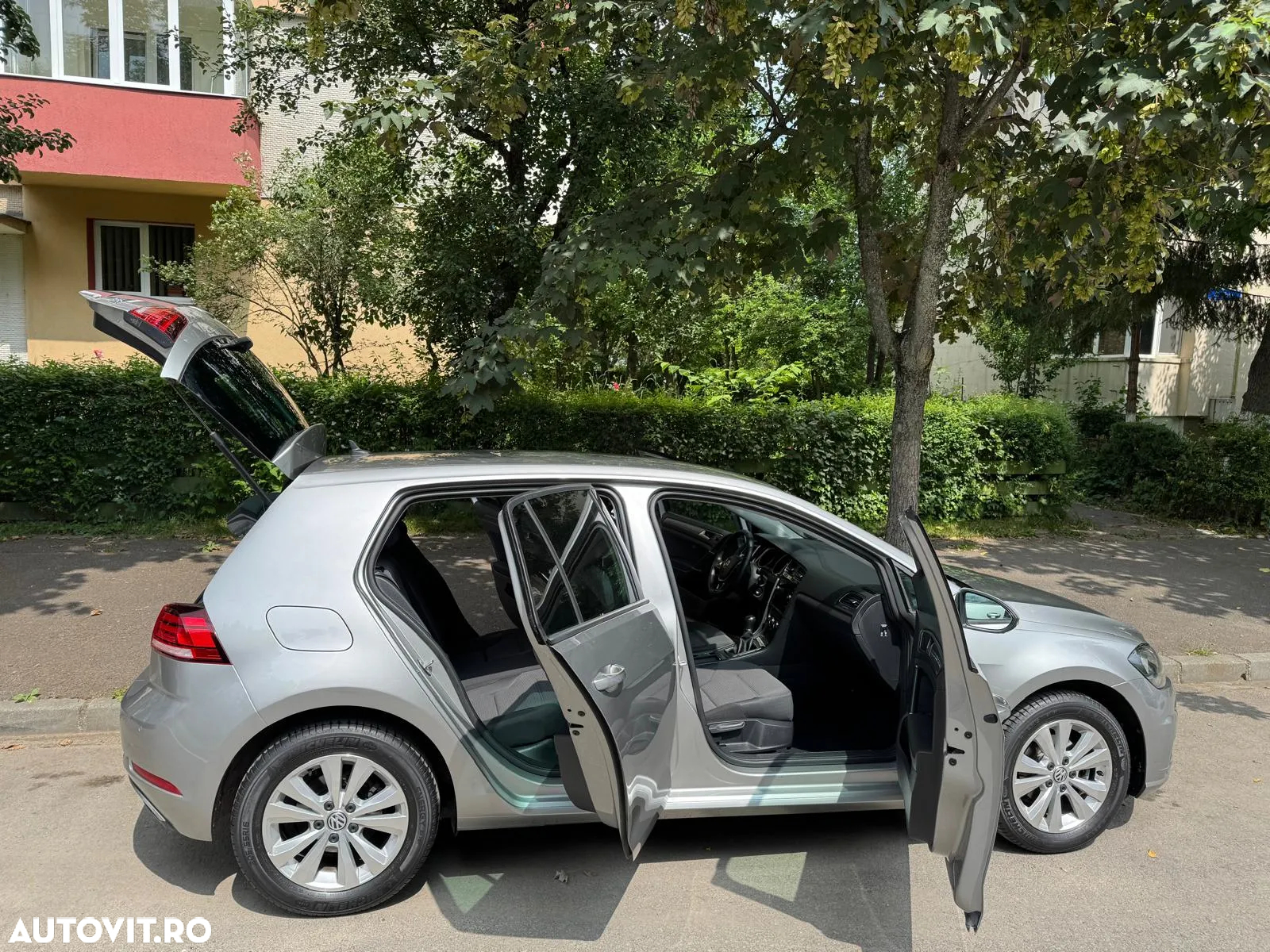 Volkswagen Golf 1.0 TSI Comfortline - 4