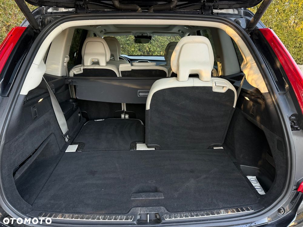 Volvo XC 90 D5 AWD Geartronic Inscription - 16