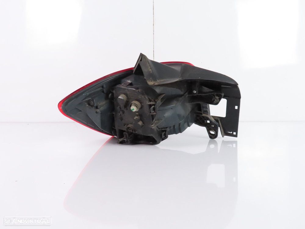 Farolim Black Line LCI Direito/Trás Usado / Original BMW 1 (F20)/BMW 1 (F21) 632... - 4