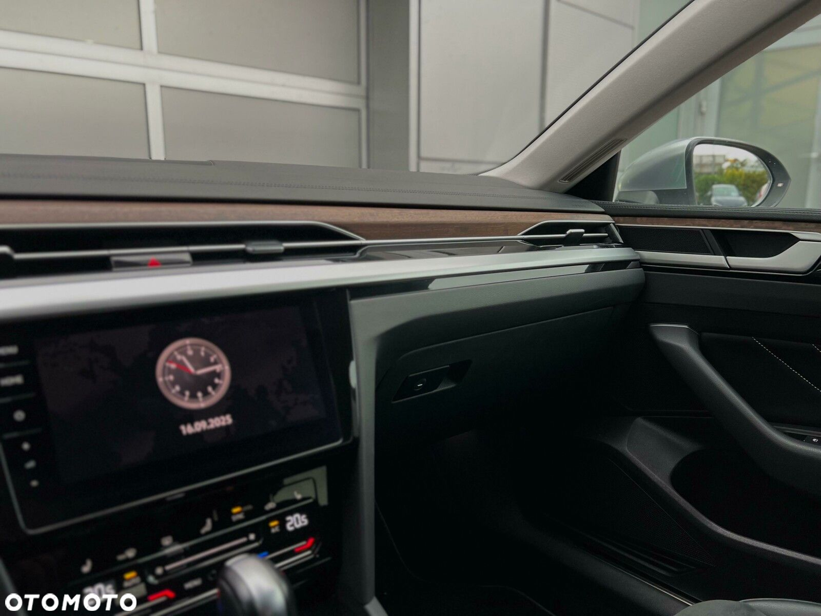 Volkswagen Arteon 2.0 TDI Elegance DSG - 13