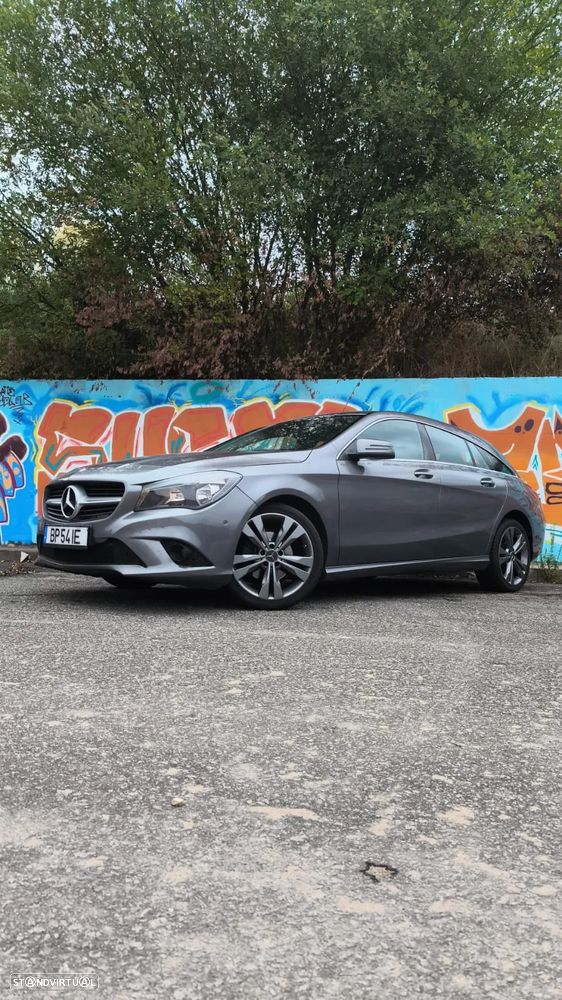 Mercedes-Benz CLA 180 d Shooting Brake - 9