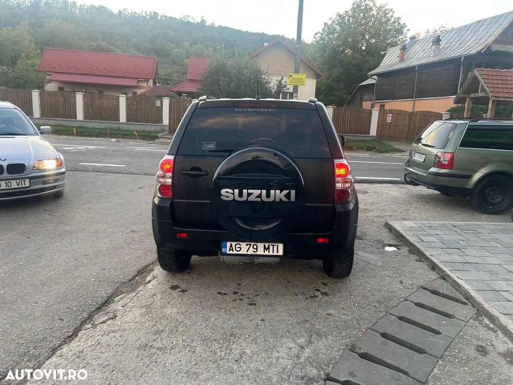 Suzuki Grand Vitara 1.9 DDIS JX - 11