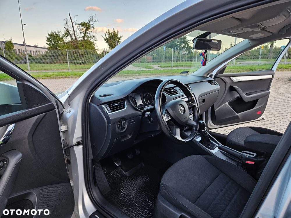 Skoda Octavia 2.0 TDI Ambition - 35