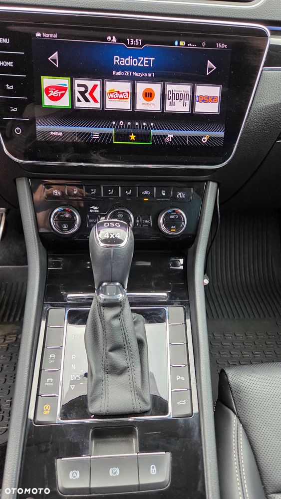 Skoda Superb 2.0 TDI SCR 4x4 L&K DSG - 20