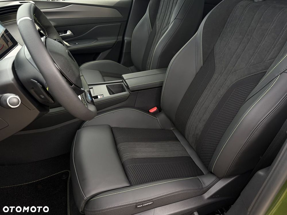 Peugeot 408 - 12