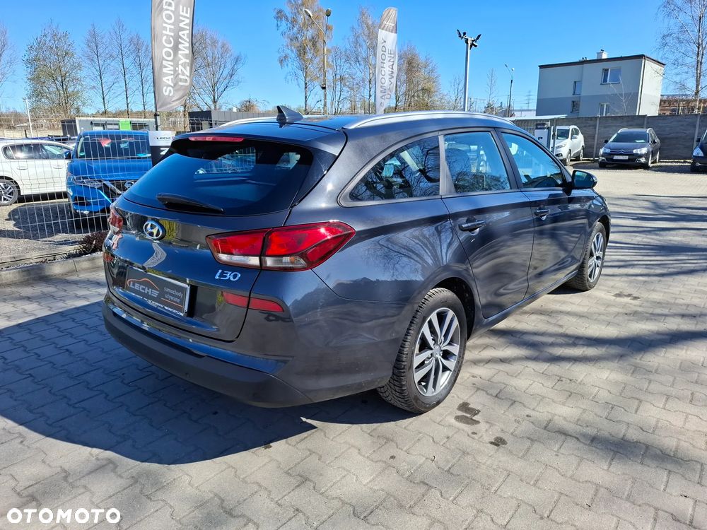 Hyundai i30 - 30