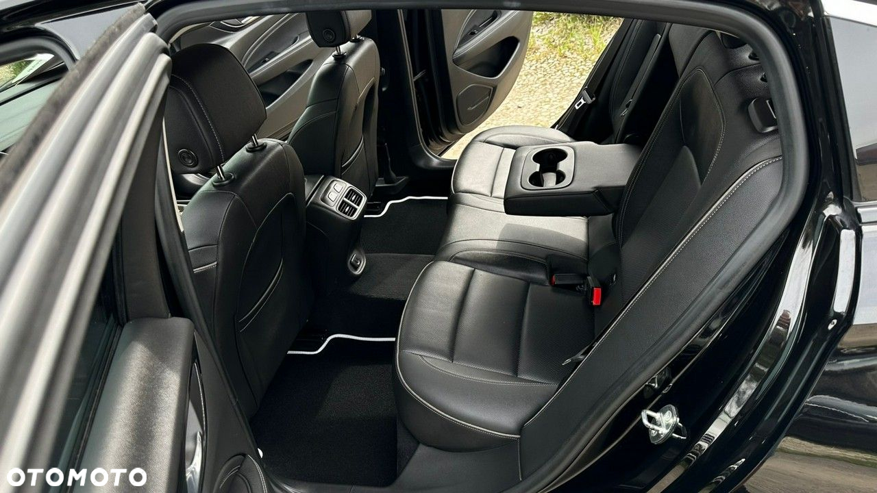 Opel Insignia - 15