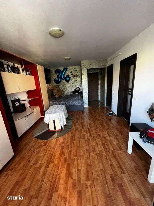 OPORTUNITATE! Apartament cu o camera de vanzare,37 mp,etaj 1,cartier M — fotografia 3