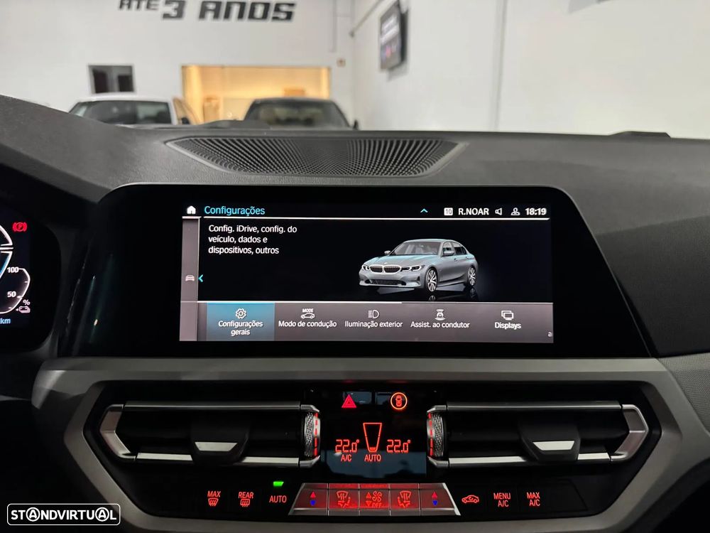 BMW 330 e Pack M Auto - 27