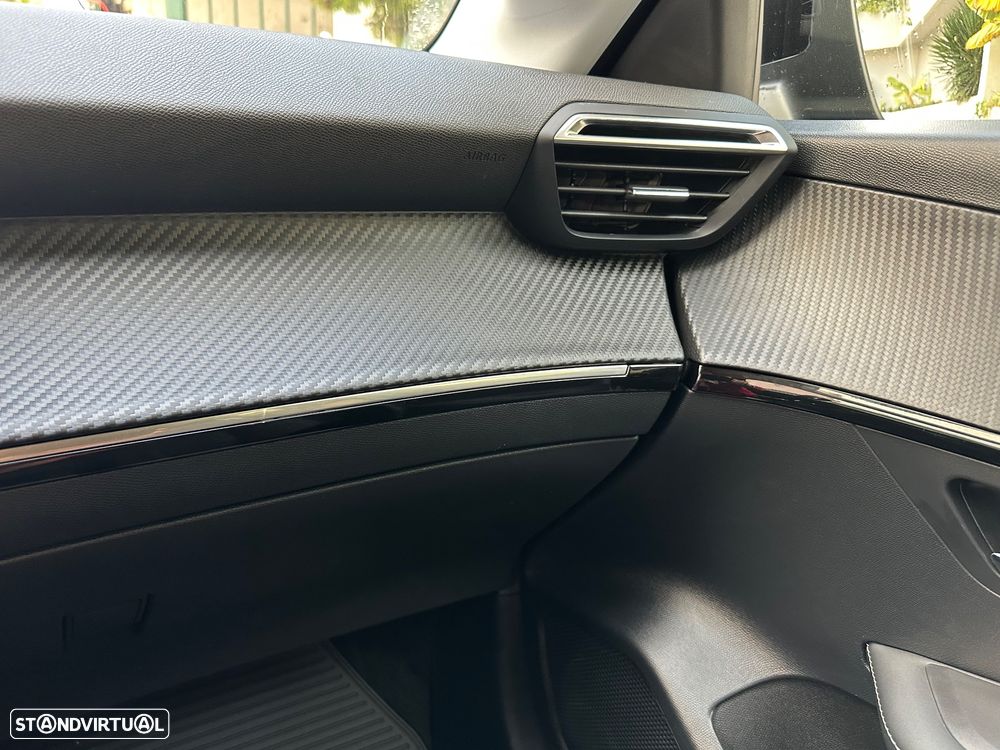 Peugeot 208 1.2 PureTech Allure Pack - 19