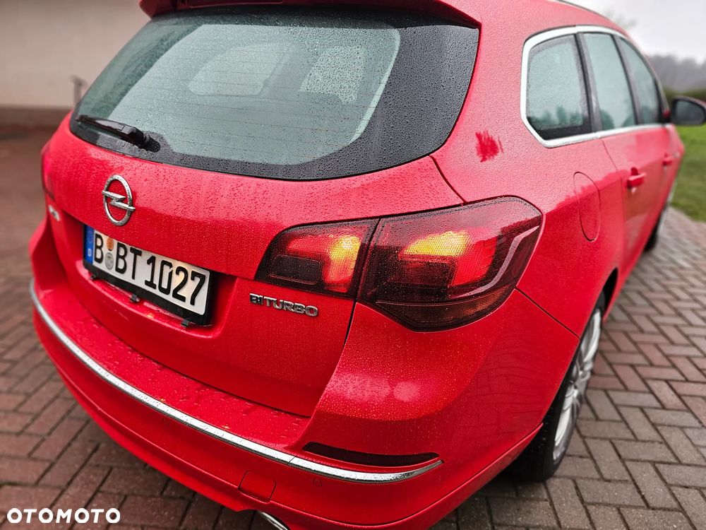 Opel Astra 2.0 BiTurbo CDTI DPF ecoFLEX SportsTourer St - 11