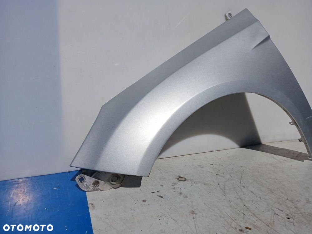 BŁOTNIK PRZÓD PRZEDNI LEWY SREBRNY FORD FOCUS MK3 III KOD LAKIERU 08 OB - 2