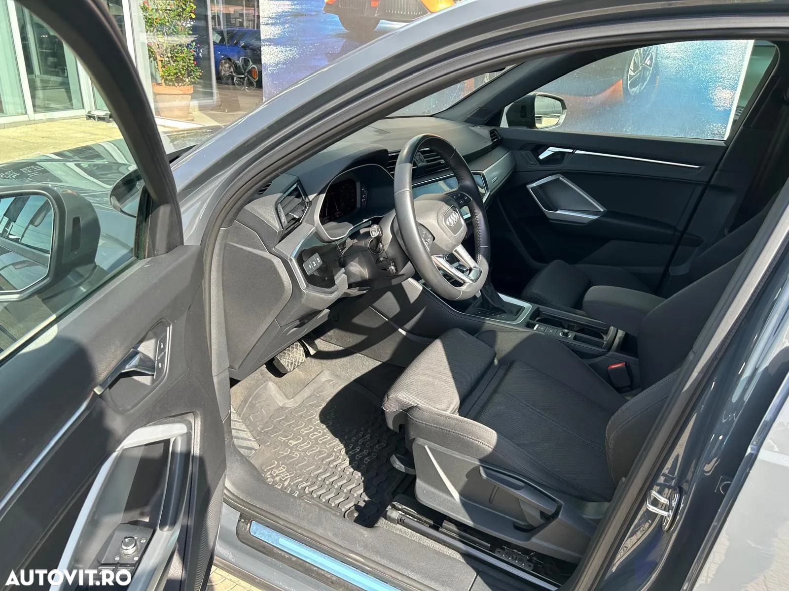 Audi Q3 2.0 40 TFSI S tronic quattro S Line - 9