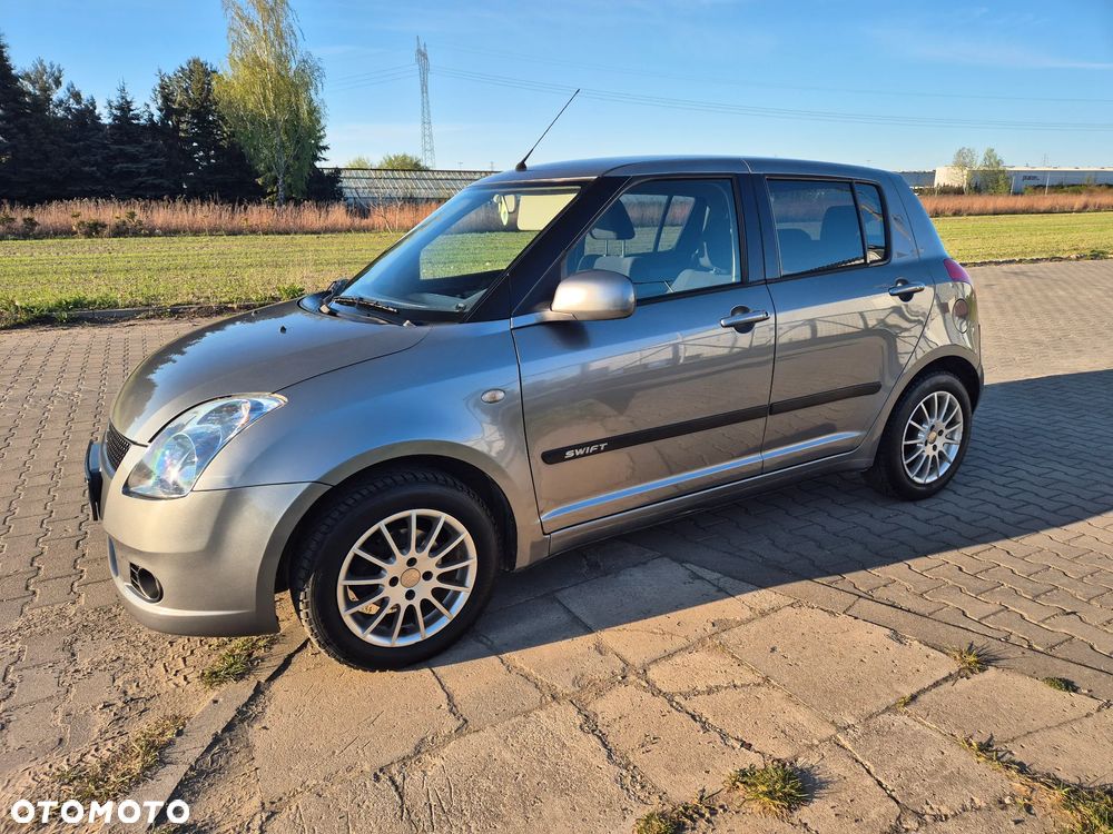 Suzuki Swift 1.3 JB Edition - 12