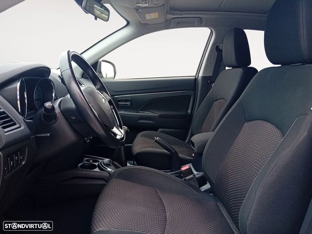 Mitsubishi ASX 1.6 Intense - 10