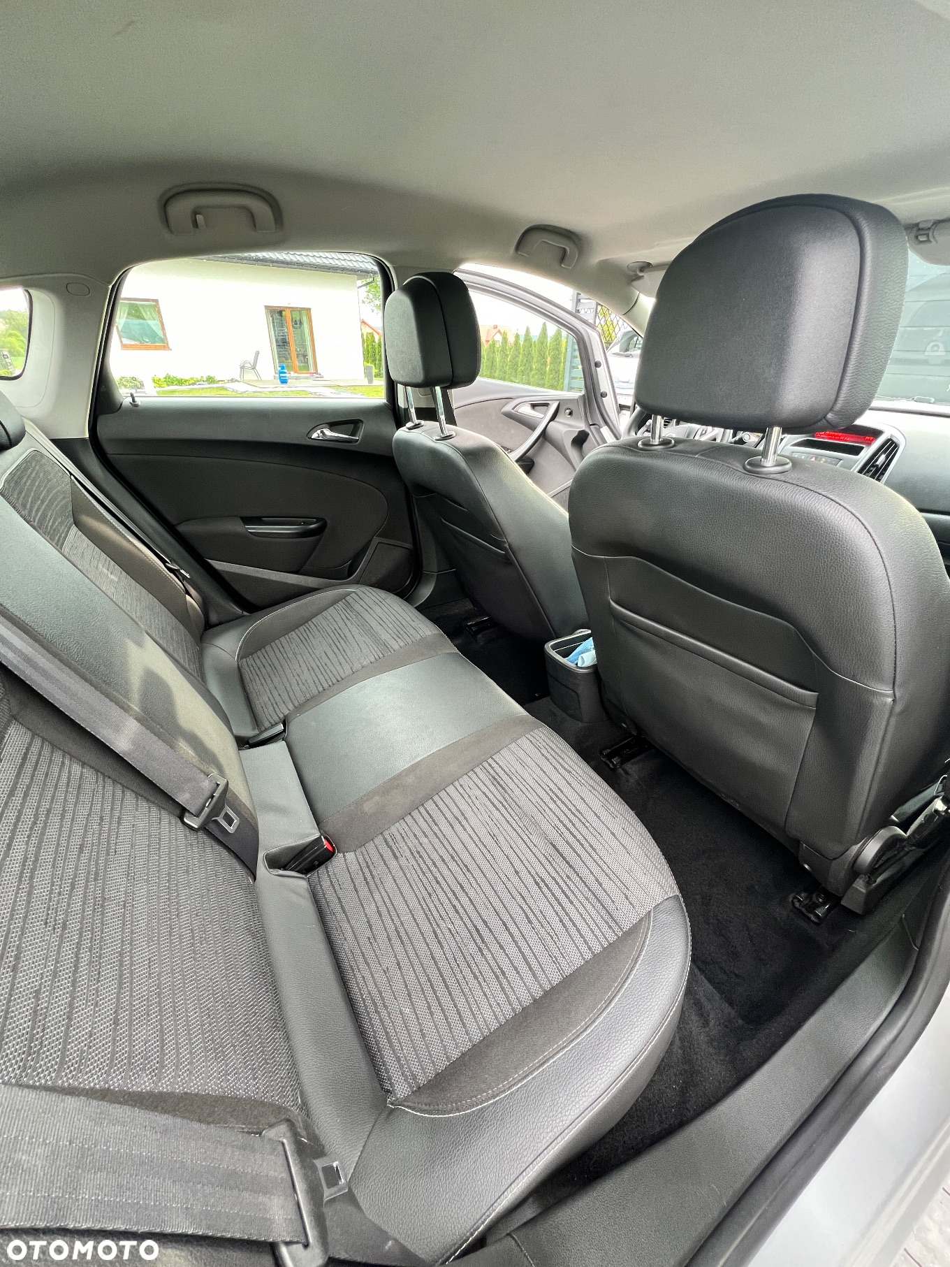Opel Astra IV 1.6 CDTI Enjoy - 9