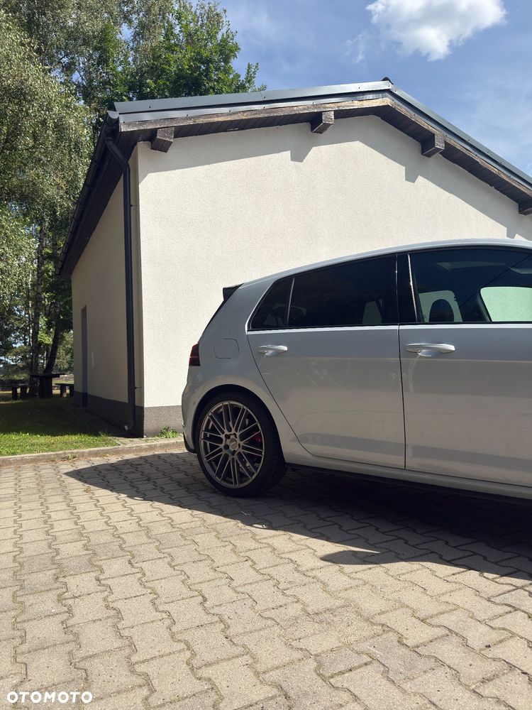 Volkswagen Golf 2.0 TSI BMT GTI Performance DSG - 3