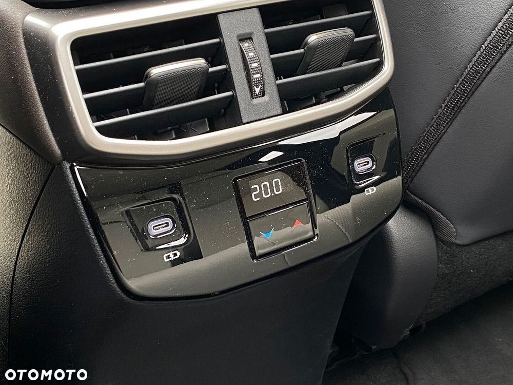 Lexus RX 450h+ F Sport Design - 33