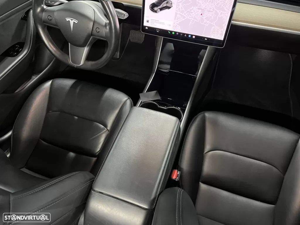 Tesla Model 3 Long-Range Dual Motor AWD - 17
