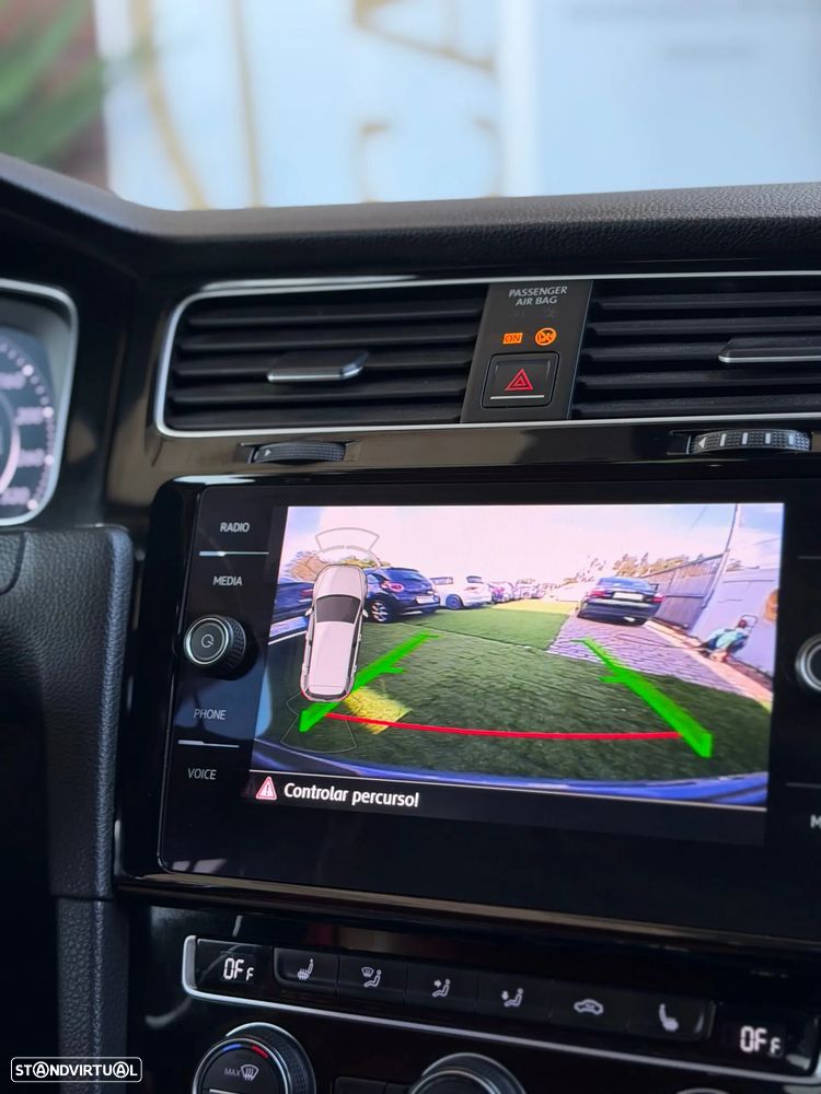 VW Golf 2.0 TSI GTI DSG Performance - 37
