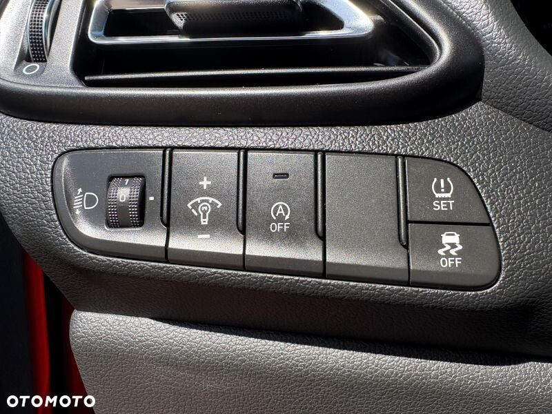 Hyundai i30 1.5 T-GDI 48V Smart DCT - 36