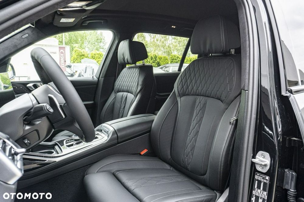 BMW X7 - 15