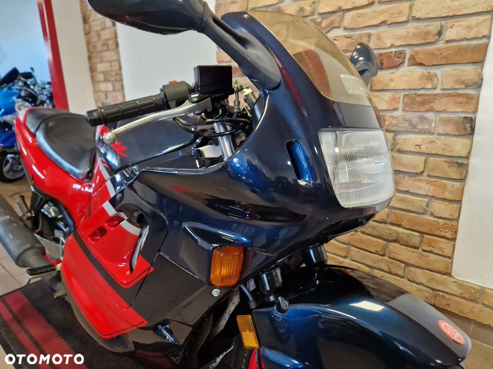 Honda CBR - 14