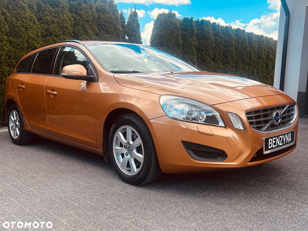 Volvo V60 T3 Edition Pro - 2