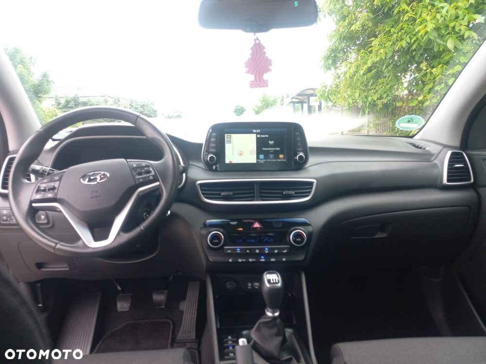 Hyundai Tucson blue 1.6 GDi 2WD Navi - 11