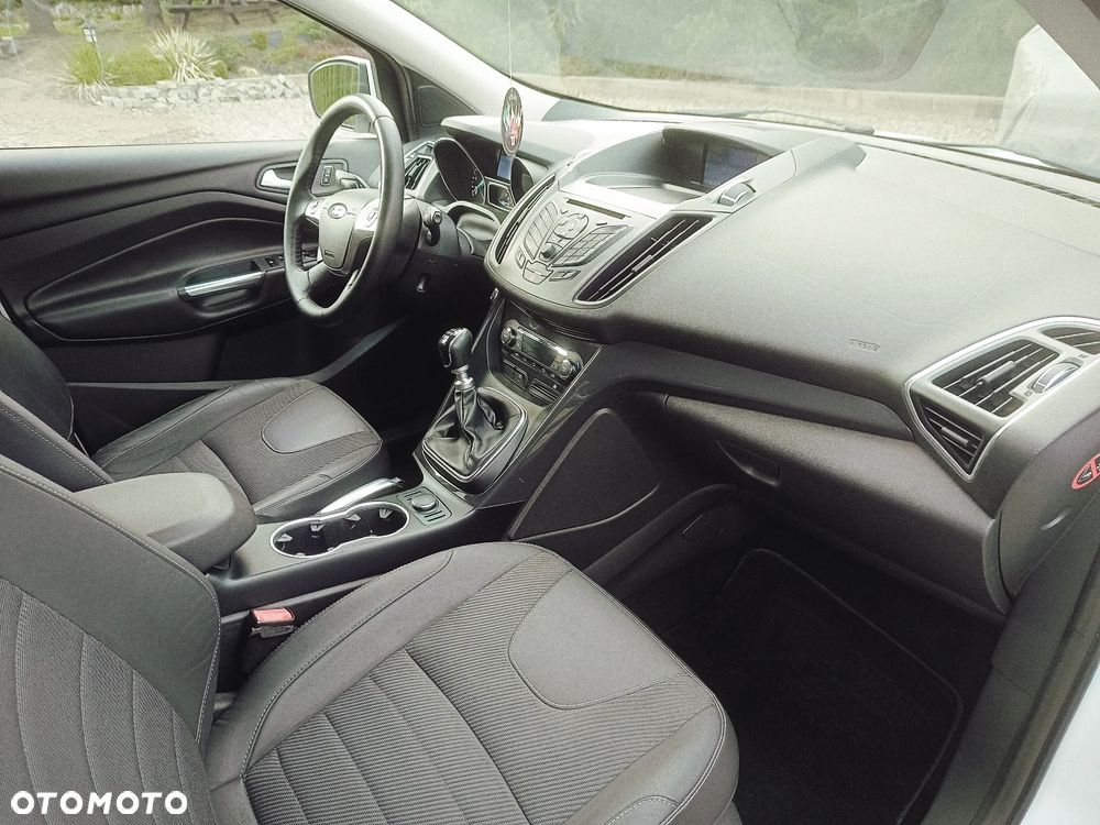 Ford Kuga 2.0 TDCi 2x4 Trend - 14