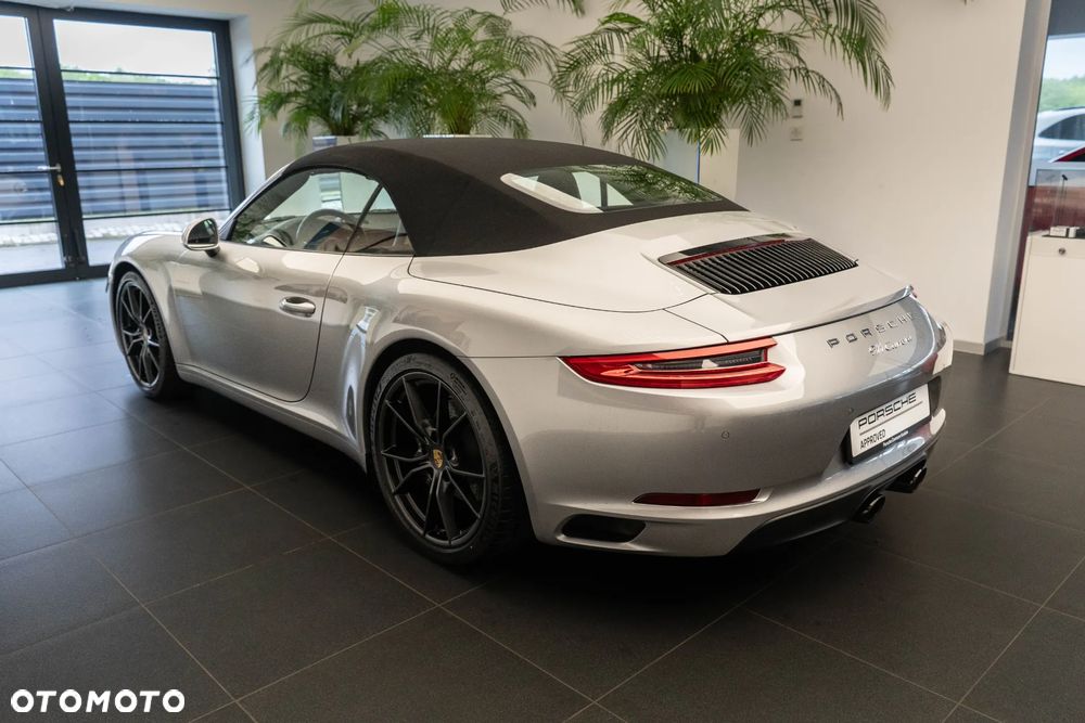 Porsche 911 Carrera PDK - 3